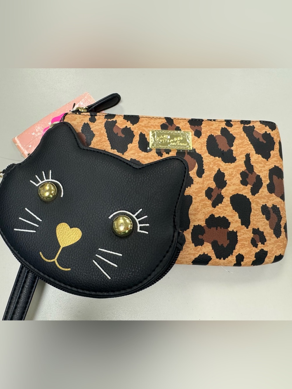 Luv Betsey Johnson 2 Piece Leopard Wristlet & Coin Purse 🐱